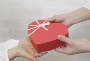 这个冬天不再寒冷青罗网络爱心捐衣活动